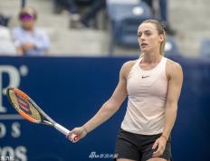 Lanbo-穆古鲁扎关键节点战术调整，雄鹿带队取胜！的简单介绍